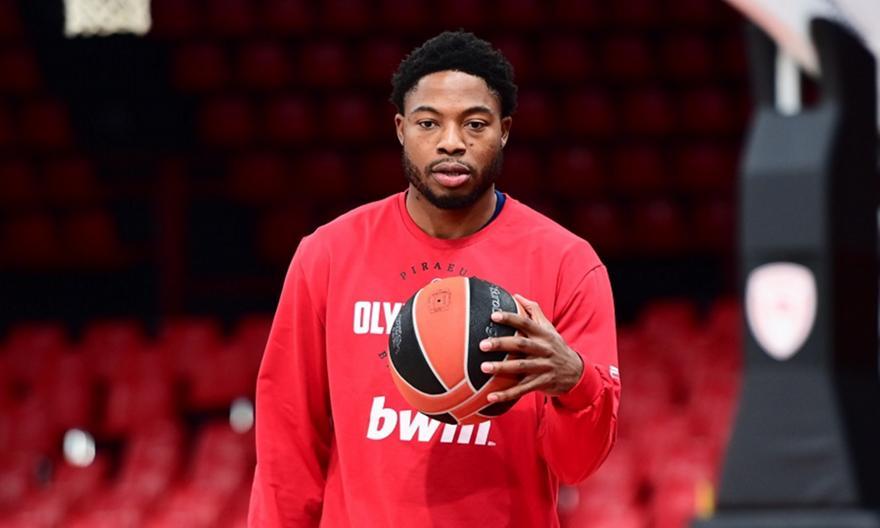 Απόψε το ντεμπούτο για Ταϊρίκ Τζόουνς με Ολυμπιακό!