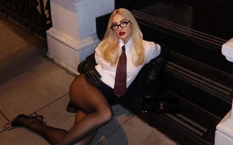 Ιωάννα Τούνη: Και δώρο και ανθοδέσμη και... μάλωμα από τον Ρομπέρτο της (Με εκείνον εκεί να ακούει δημόσια συγγνώμη)