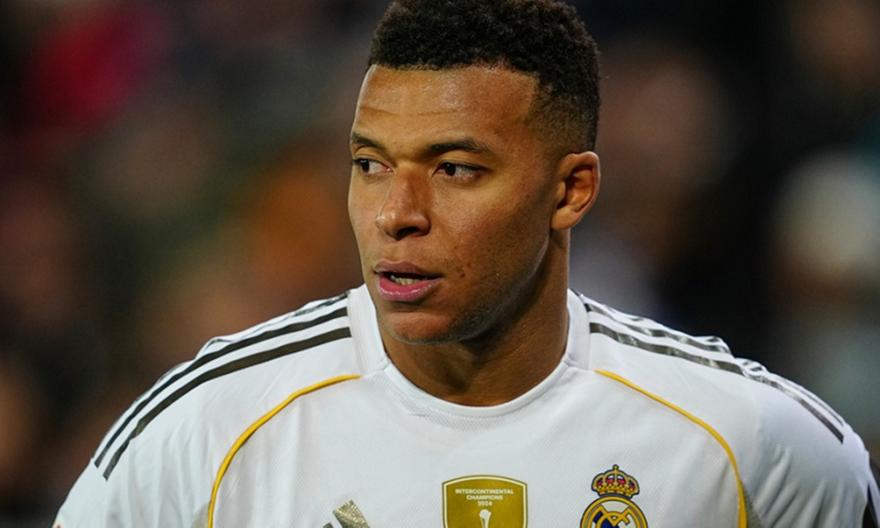 Τσάμπι Αλόνσο για Εμπαπέ: «Αισθάνεται πολύ καλύτερα και έχει πιθανότητες να παίξει στον τελικό»