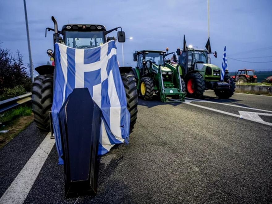 Δημογλίδου: «Σχηματίστηκε δικογραφία κατά αγροτών στη Νεμέα που έκλεισαν ξαφνικά την εθνική οδό»