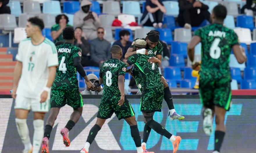 Ο Μπρούνο σέρβιρε στον Οσιμέν το γκολ για το προβάδισμα της Νιγηρίας!