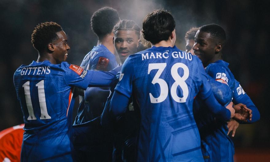 Με πεντάρα και ξέσπασμα στο φινάλε, η έναρξη της εποχής Ροσένιορ στην Τσέλσι