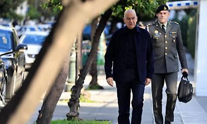 Συνεδρίασε το ΚΥΣΕΑ: Παρατείνονται οι θητείες των αρχηγών ΓΕΣ, ΓΕΝ και ΓΕΑ