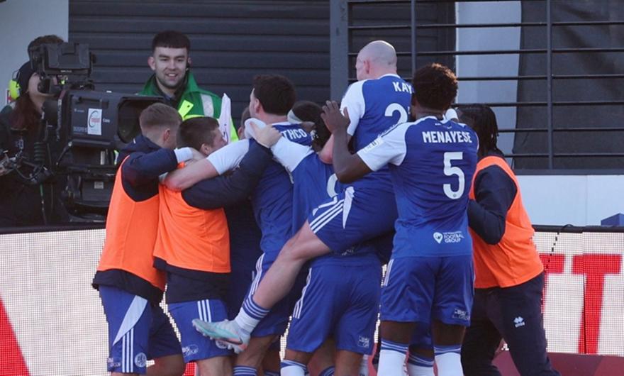 Το απόλυτο σοκ στο Κύπελλο Αγγλίας: Η Μάκλσφιλντ της 6ης κατηγορίας απέκλεισε την κάτοχο, Κρίσταλ Πάλας!