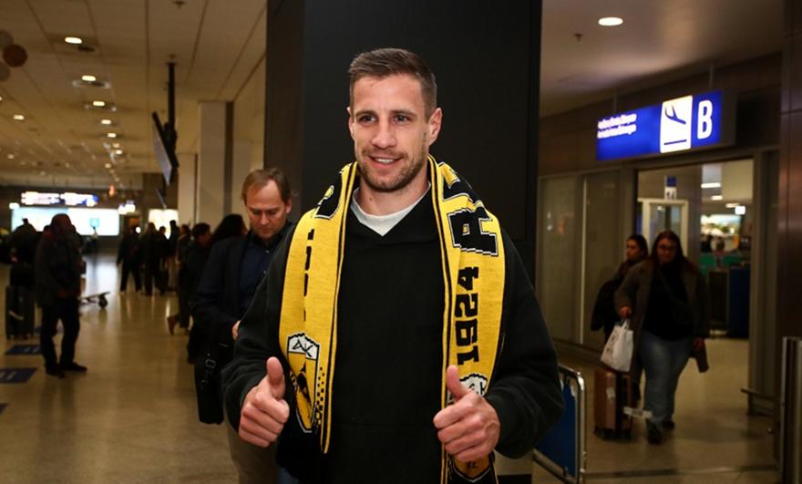 Ντεμπούτο με τη φανέλα της ΑΕΚ για Βάργκα, μπήκε με αλλαγή στο ματς του «Κλ. Βικελίδης»