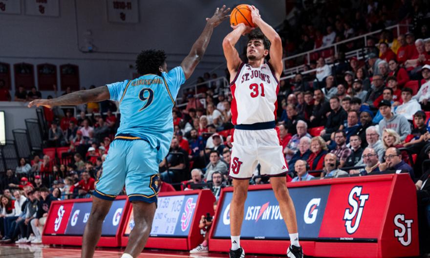 «Καυτός» Λιοτόπουλος στη νίκη του Σεντ Τζονς επί του Κρέιτον