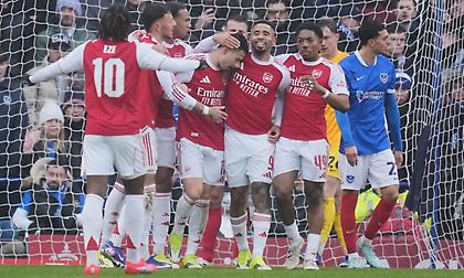 Άρσεναλ των… στημένων, διέλυσε την Πόρτσμουθ με χατ-τρικ Μαρτινέλι και τρία γκολ από κόρνερ!