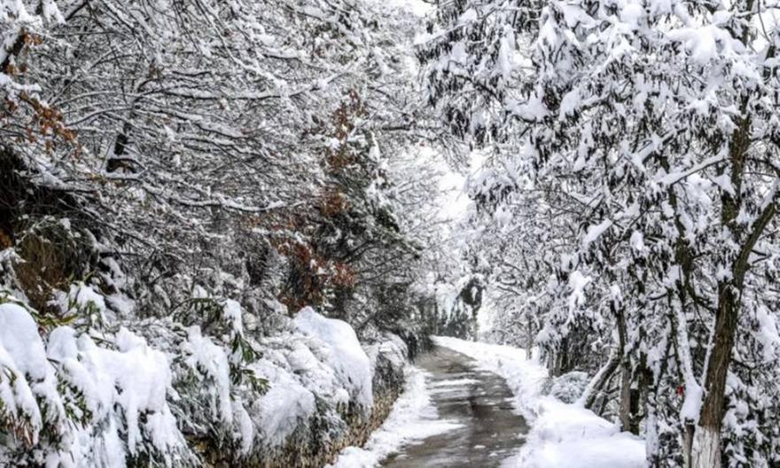 Έκτακτο δελτίο επιδείνωσης καιρού: Ραγδαία πτώση της θερμοκρασίας και χιονοπτώσεις