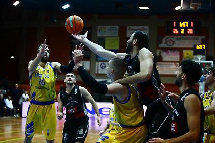 Λύγισε από το Λαύριο ο Βίκος και πλέον έχει… συγκάτοικο στην κορυφή