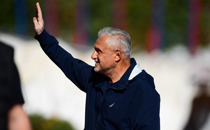 Βοσνιάδης: «Είχαμε πει πως θα ξαναγεμίσουμε το γήπεδο - Αφιερωμένη στον Πρασσά η νίκη»