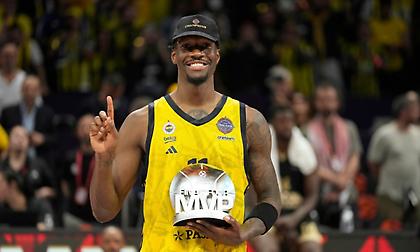 Πανικός στο Instagram του Χέις-Ντέιβις: Βίντεο με… βαλίτσες ξεσήκωσε τους φίλους του Παναθηναϊκού!