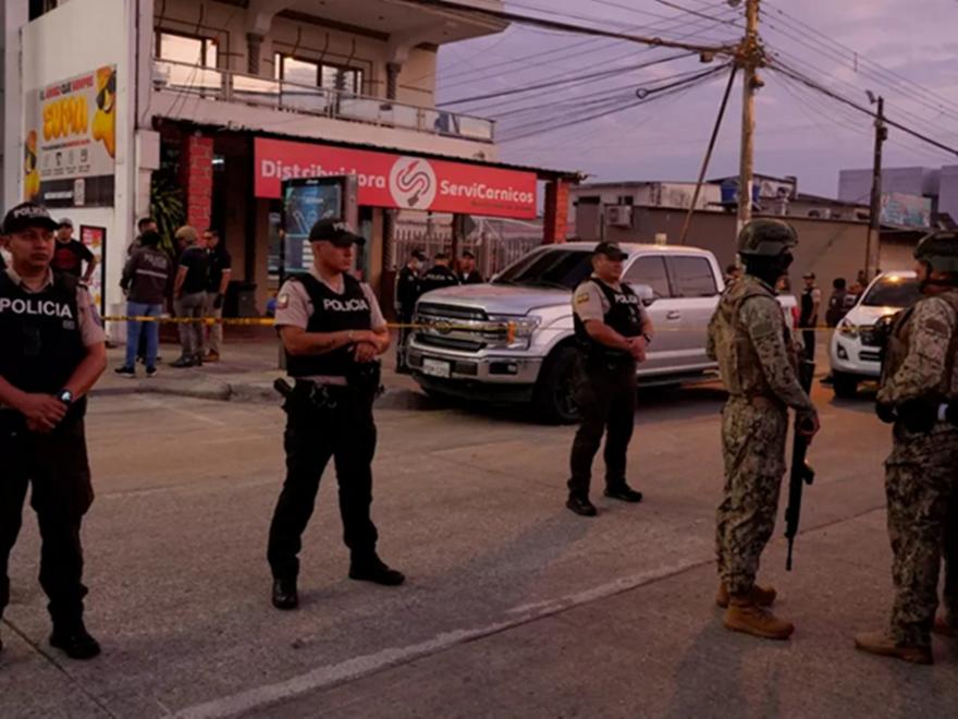 Φρίκη στον Ισημερινό: Πέντε ανθρώπινα κεφάλια βρέθηκαν κρεμασμένα σε τουριστική παραλία με απειλητικό μήνυμα