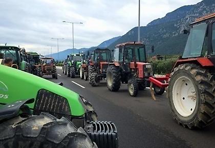 Μπλόκα αγροτών: Πολύωροι αποκλεισμοί σήμερα στα τελωνεία Προμαχώνα, Ευζώνων και Νίκης