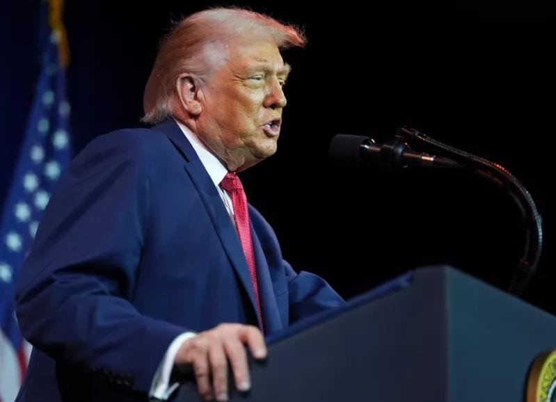 Απειλή Τραμπ: Θα επιβάλω δασμούς 25% σε οποιαδήποτε χώρα έχει εμπορικές συναλλαγές με το Ιράν