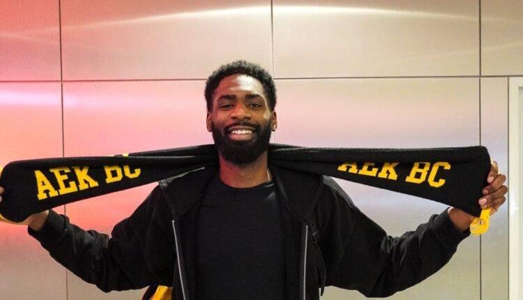 Στην Αθήνα για την ΑΕΚ ο Φίζελ-Ντεμπούτο στην Καρδίτσα