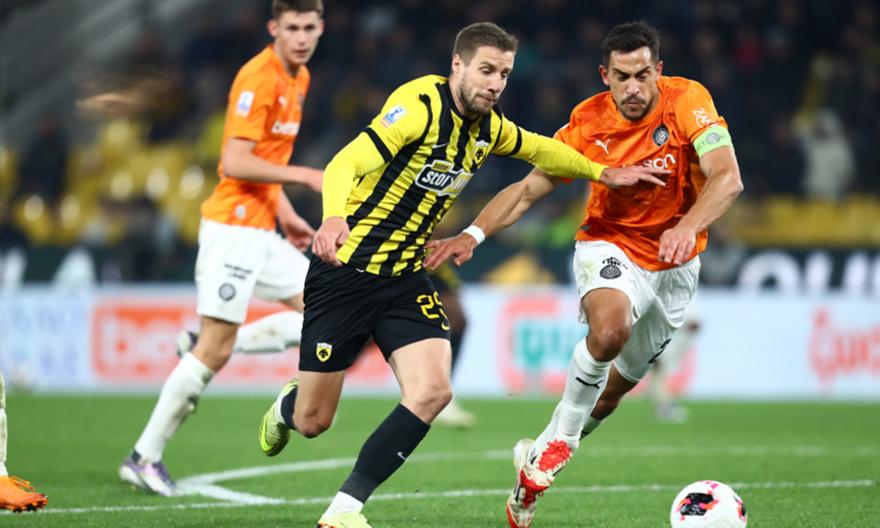 «Άγγιζε» το πρώτο του γκολ με την ΑΕΚ ο Βάργκα, τον σταμάτησε ο Χριστογεώργος