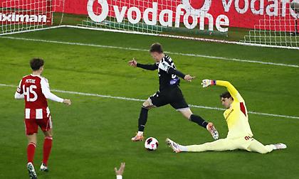 Ο Μύθου «άδειασε» τους Τζολάκη και Κοστίνια και άνοιξε το σκορ για τον ΠΑΟΚ!