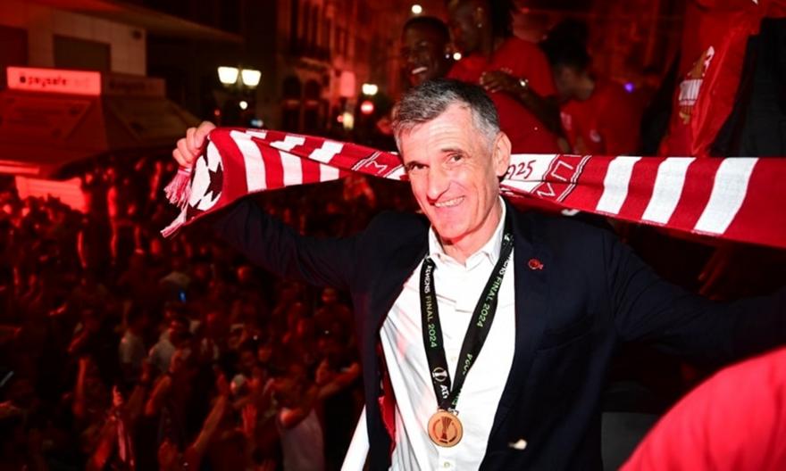 Βραδιά ορόσημο για Μεντιλίμπαρ: Ο Βάσκος συμπληρώνει 100 συμμετοχές στον πάγκο του Ολυμπιακού!