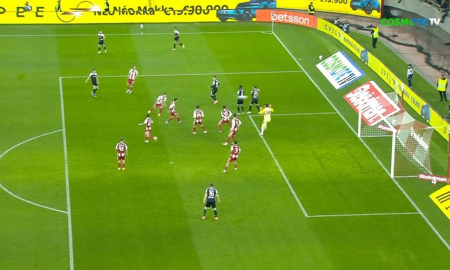 Η απίθανη επέμβαση του Τζολάκη στο βολέ του Κωνσταντέλια