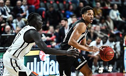 Νικήτρια στον γερμανικό εμφύλιο με την Χέμνιτς η Ουλ, πήρε το ντέρμπι κορυφής με την Μπουργκ η Μπεσίκτας