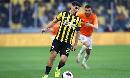 Μάνταλος: «Μας πονάει ο αποκλεισμός, αλλά πρέπει να σηκώσουμε κεφάλι»