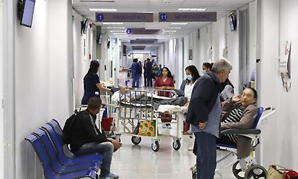 Εξαρση της γρίπης στην Ελλάδα: 871 νέες εισαγωγές και 8 θάνατοι την τελευταία εβδομάδα