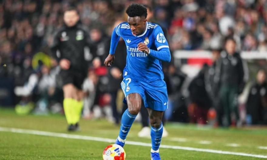 Η LaLiga καταδίκασε ρατσιστικά συνθήματα οπαδών της Αλμπαθέτε κατά του Βινίσιους