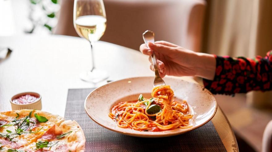 17 ιταλικά εστιατόρια που ξεχωρίζουν στην Αθήνα, από τα κλασικά μέχρι τα σύγχρονα