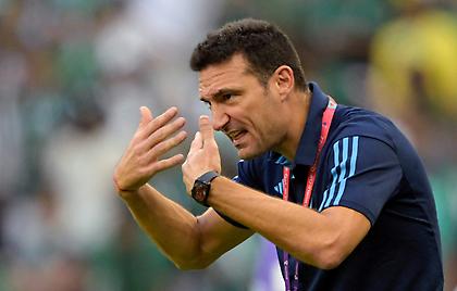 Ο Φλορεντίνο Πέρεθ θεωρεί ιδανικό τον Σκαλόνι για τον πάγκο της Ρεάλ Μαδρίτης