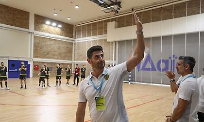 Επέστρεψε ο Αλβανός στον πάγκο της ΑΕΚ!