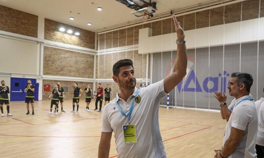 Επέστρεψε ο Αλβανός στον πάγκο της ΑΕΚ!