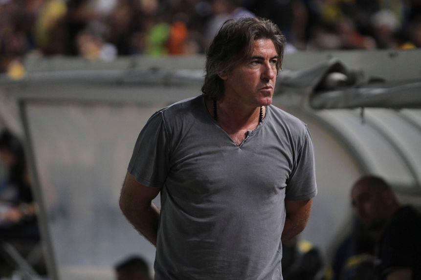 Σα Πίντο: «Προς το παρόν είμαστε ασφαλείς στο Ιράν»