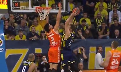 Τρομερό poster κάρφωμα από τον Μέλι στο Φενέρμπαχτσε-Βαλένθια!