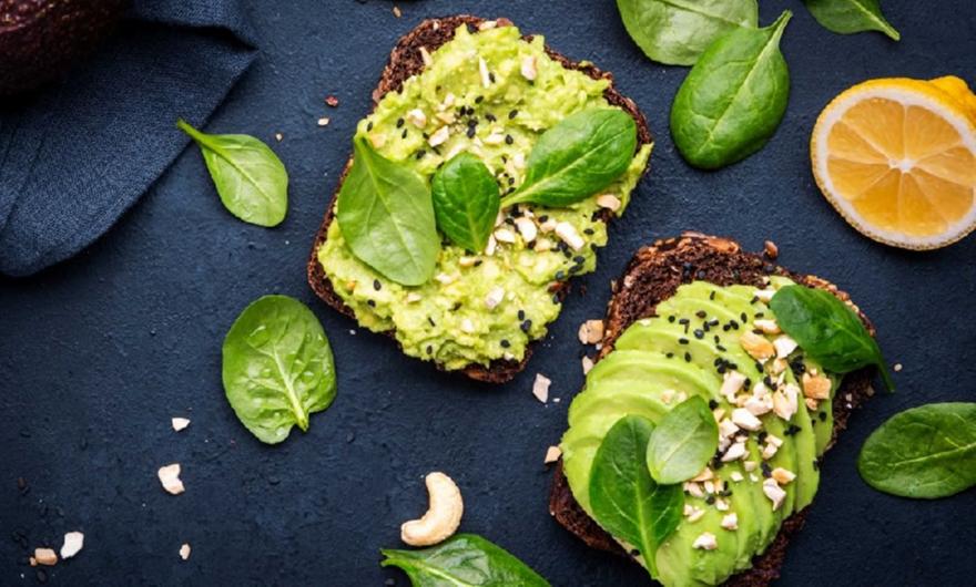 Με αυτό το κόλπο το άγουρο αβοκάντο σου θα ωριμάσει σε ένα 24ωρο