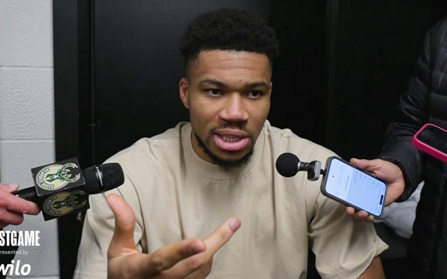 Αντετοκούνμπο: «Ο Γουεμπανιαμά είναι το μέλλον του ΝΒΑ, θα είναι εφιάλτης»