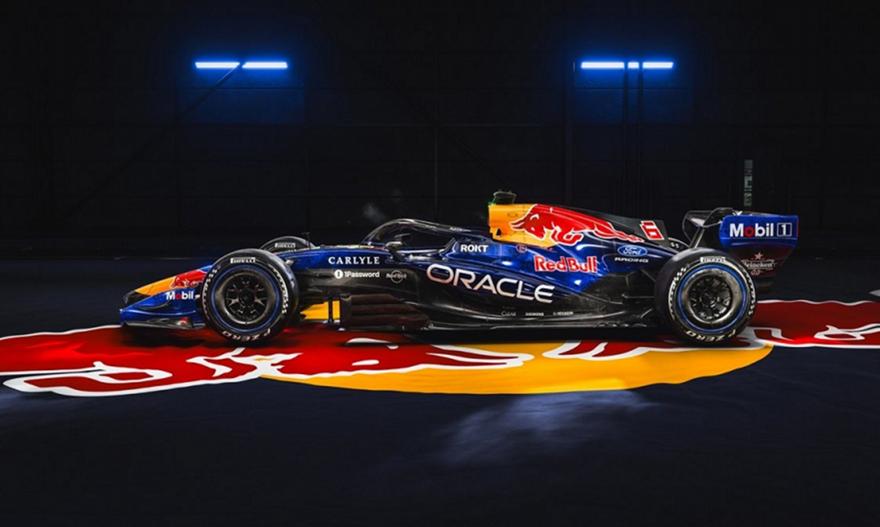 H Red Bull έγινε... μπλε: Αποκαλυπτήρια του νέου μονοθέσιου
