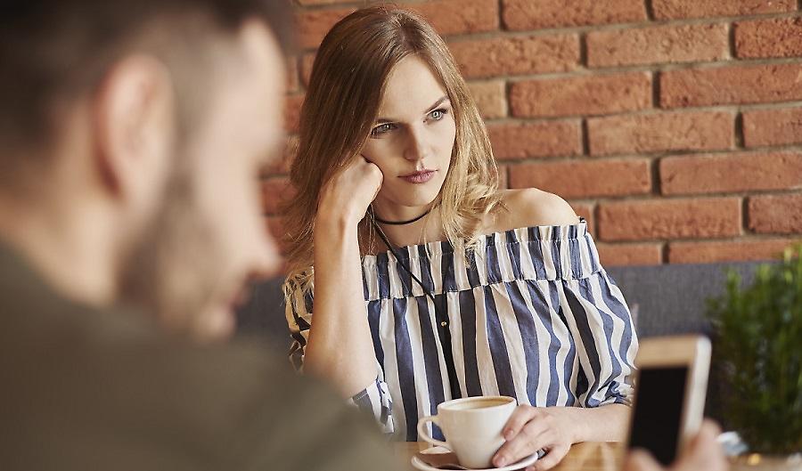 Τα 3 πιο ζηλιάρικα ζώδια (και πώς το κρύβουν)