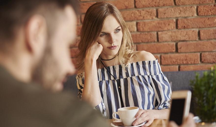 Τα 3 πιο ζηλιάρικα ζώδια (και πώς το κρύβουν)