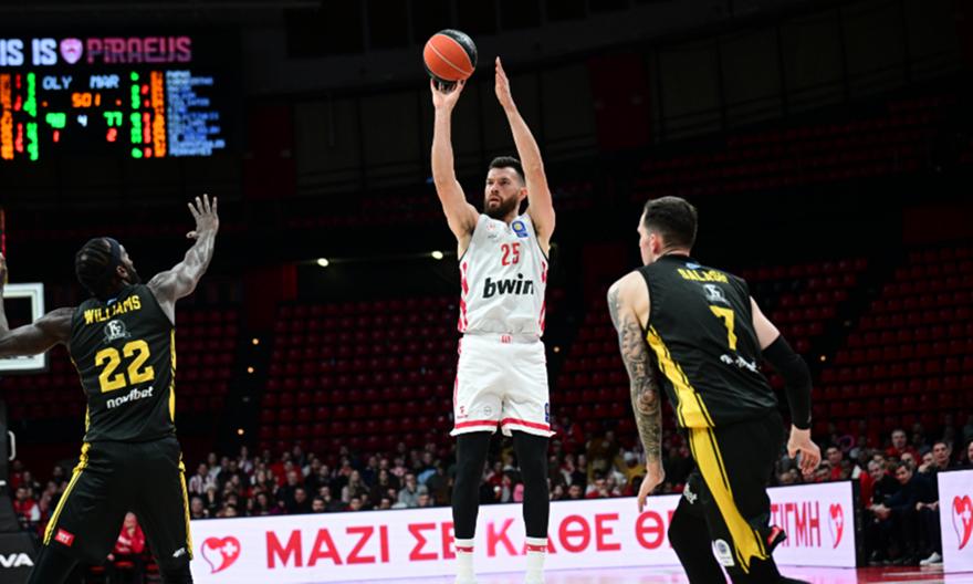 Ο Πίτερς έγινε ο ξένος του Ολυμπιακού με τα περισσότερα εύστοχα τρίποντα στο πρωτάθλημα!