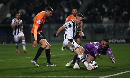 Ο Πέλκας το 1-0 για τον ΠΑΟΚ με «ριμπάουντ» από πολύ δύσκολη γωνία