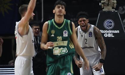 Μαγική τρίτη περίοδος του ΠΑΟΚ με επιμέρους 31-12 κόντρα στον Παναθηναϊκό!