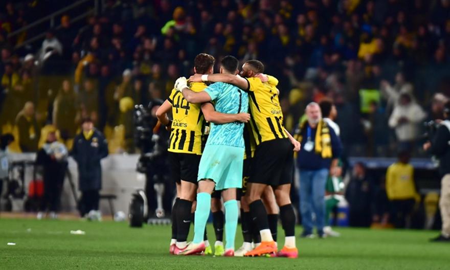 Τα σχόλια στον bwinΣΠΟΡ FM 94,6 για τη νίκη της ΑΕΚ στο ντέρμπι με τον Παναθηναϊκό