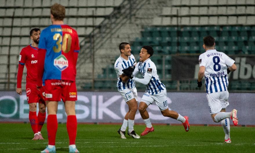 Τριάρα του Ατρομήτου στον Βόλο και ζωντανός για την οκτάδα