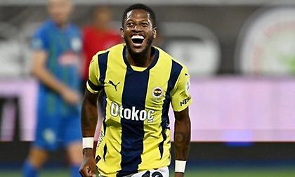 «Σε συζητήσεις με τη Φενέρμπαχτσε για τον Φρεντ ο Ολυμπιακός»