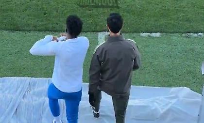 Ο Αρμπελόα δίνει αρχηγικές ευθύνες στον Βινίσιους: «Εσύ είσαι ο captain, εσύ αποφασίζεις για πρόστιμα»!