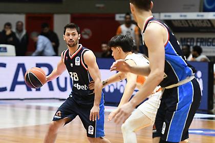 Γκίκας: «Όλα τα κακά της μοίρας έτυχαν σε εμάς, αυτό που έχει αλλάξει είναι η πίστη μας»