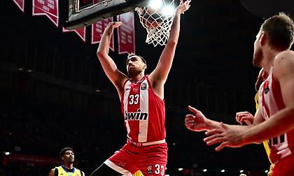 Διάσειση ο Μιλουτίνοφ μετά το χτύπημα του Μπρίσετ, αμφίβολος για Εφές!