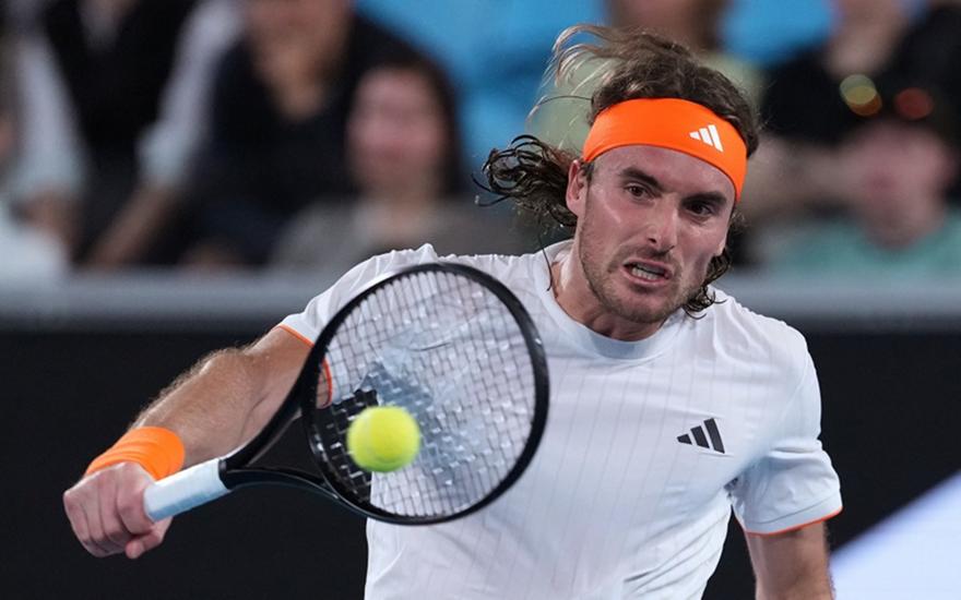 «Αγρίεψε», καθάρισε τον Μοτσιζούκι ο Τσιτσιπάς και πέρασε στον 2ο γύρο του Αυστραλιανού Open