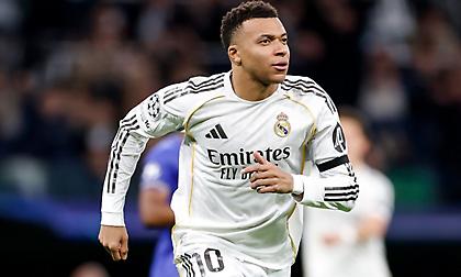 Διώχνει τα... σύννεφα πάνω από το «Μπερναμπέου» με δύο γρήγορα γκολ ο Εμπαπέ!