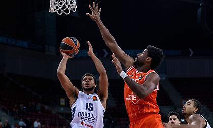 Έκανε ανατροπή και «βούλιαξε» την Εφές η Χάποελ Τελ Αβίβ